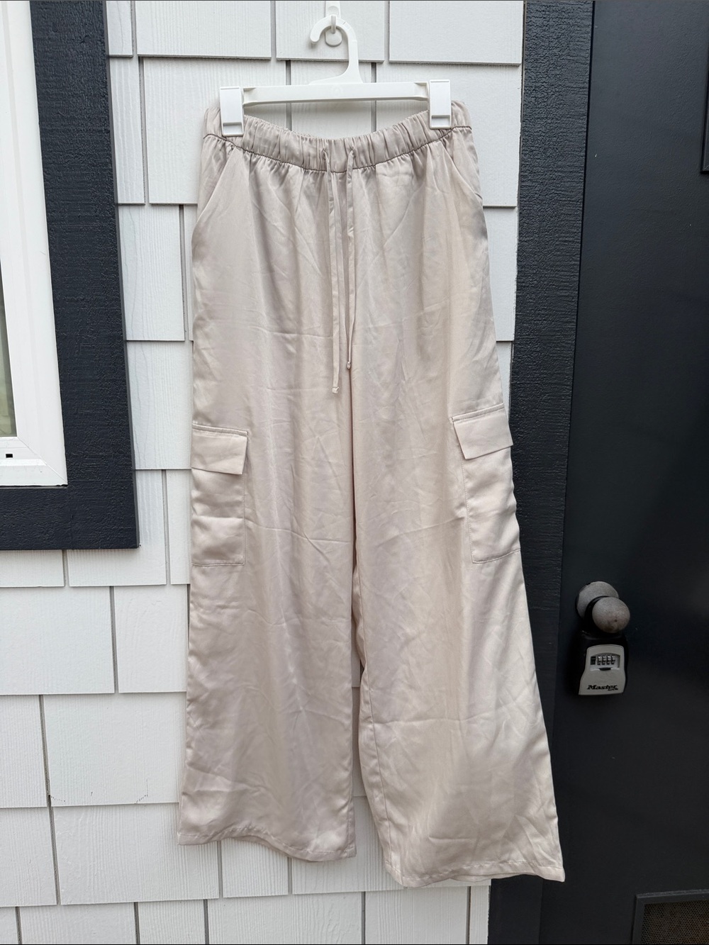 Abercrombie & Fitch A&F Lounge Collection Cream Satin Wide-Leg Cargo Trousers